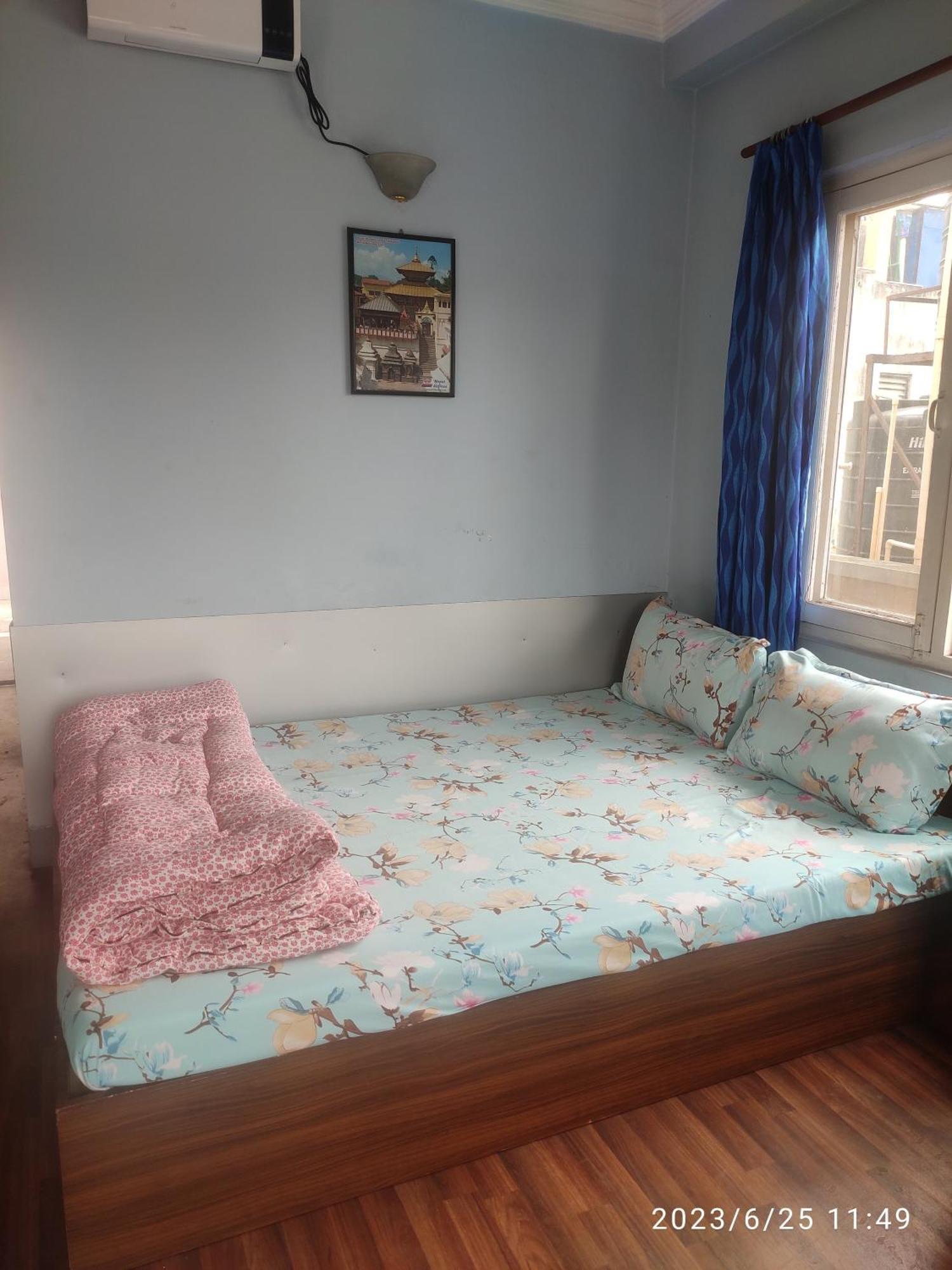 Kathmandu Home Stay & Hostel エクステリア 写真